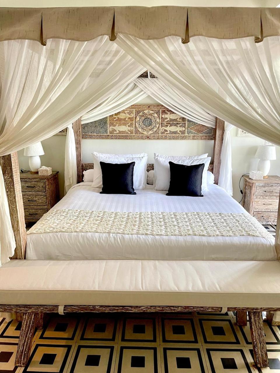 Dhauteya Villa Ambat Esterno foto